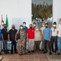 Entregan amigos italianos donativo a proyecto de desarrollo local en Punta Brava