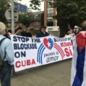 Puentes de amor en Reino Unido contra bloqueo de EEUU a Cuba (+Fotos)