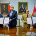 Paraguay dona siete toneladas de material médico a Cuba