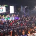 Rinden homenaje a Fidel desde la escalinata de la Universidad de La Habana