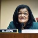 Congresista Pramyla Jayapal: Eliminen a Cuba de lista terrorista