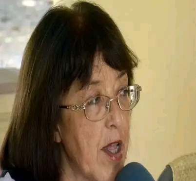 Gloria La Riva