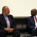 Condenan en Guinea Ecuatorial bloqueo de EEUU a Cuba