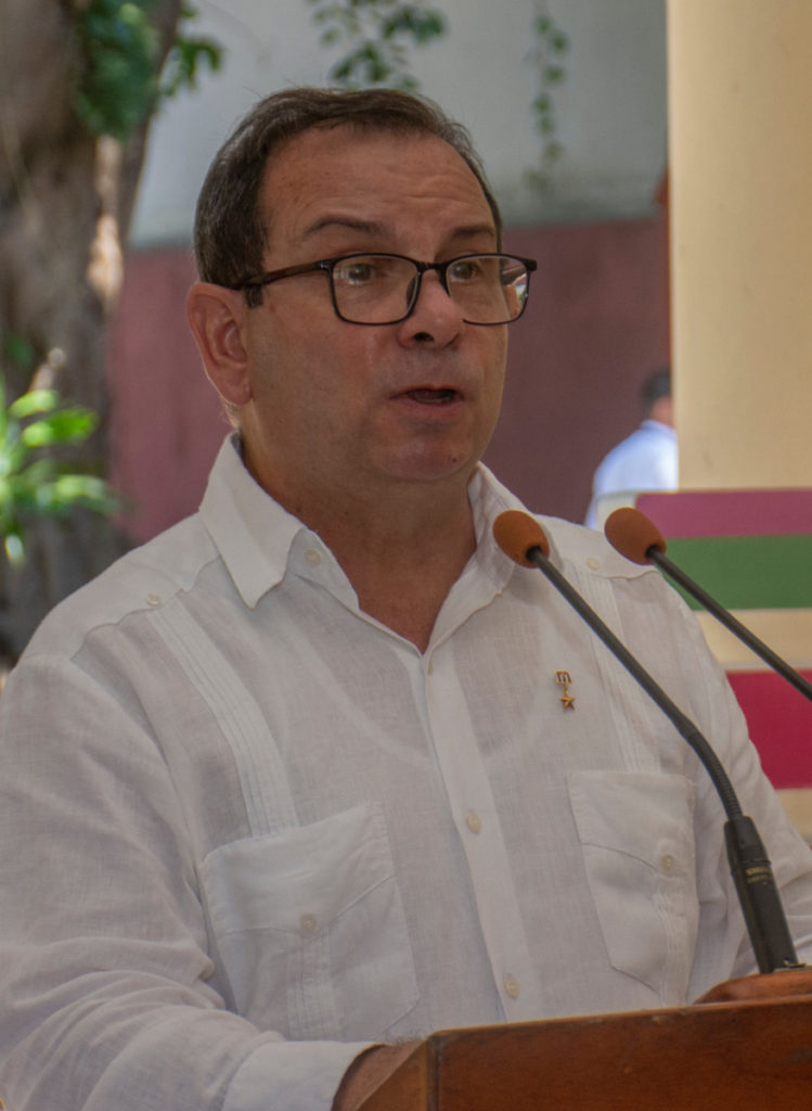 Fernando González Llort, presidente del ICAP. Acto por el Bicentenario de la independencia de Bolivia